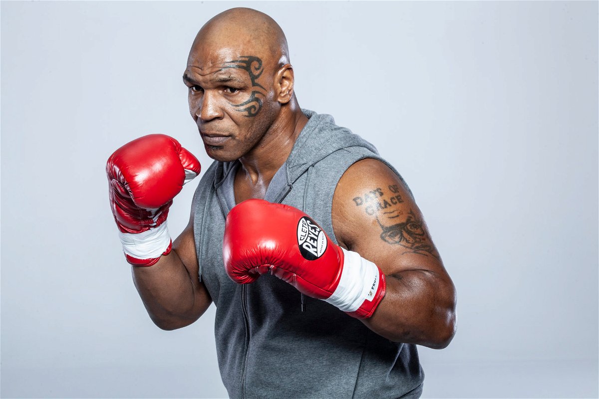 A Lot of Ego in That Picture”: Rare Picture of Mike Tyson With MLB Legend Draws Strong Reactions