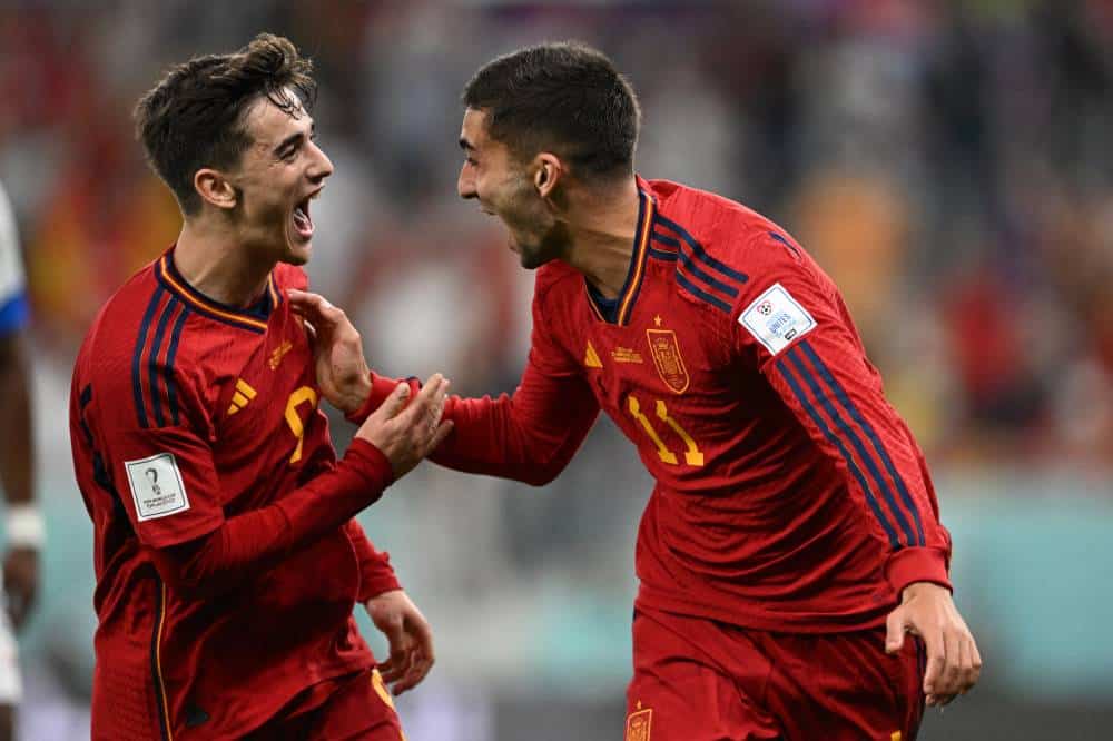 Spain ignites World Cup bid by smashing seven past Costa Rica