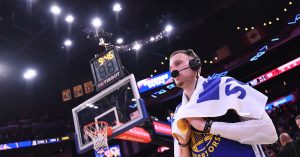 Steph Curry, Donte DiVincenzo graded in Warriors win over Raptors