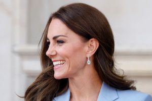 Want healthy hair like Kate and Meghan? Experts explain the condition-boosting tricks to try