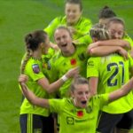 Alessia Russo heads in stoppage-time winner for Manchester United against Arsenal | Video | Watch TV Show | Sky Sports