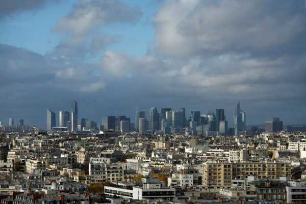 Euro zone business lending growth slows sharply in November