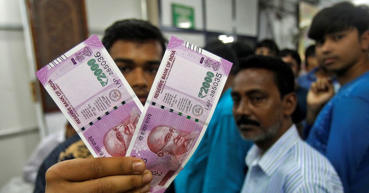 Indian rupee’s ‘carry’ appeal to boost debt inflows