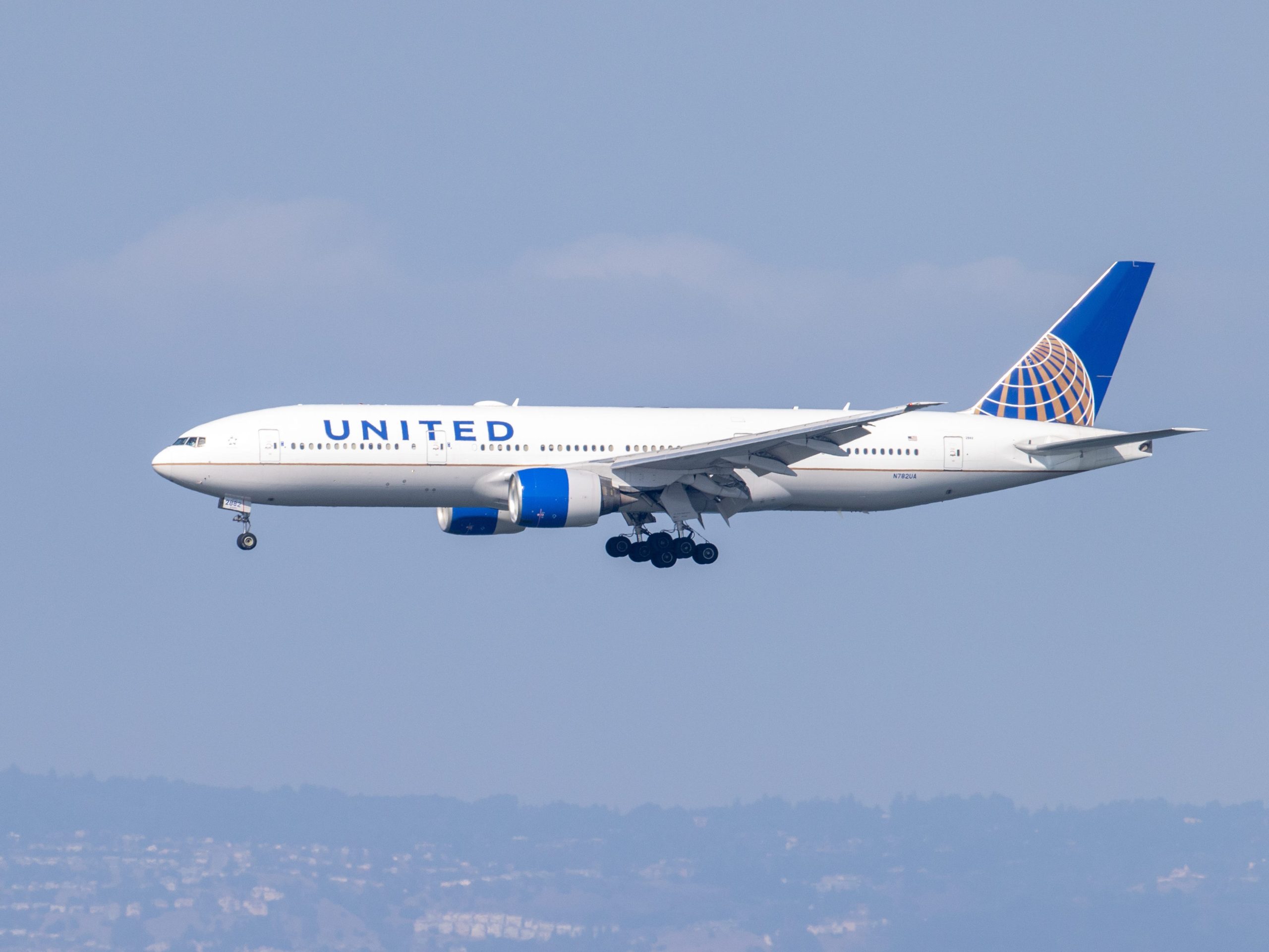 FAA lifts ground stop, allowing domestic flights in US to resume after hours of delays and cancellations following system outage