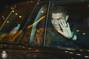 ‘Unique’ Ronaldo gets rapturous welcome at new Saudi club