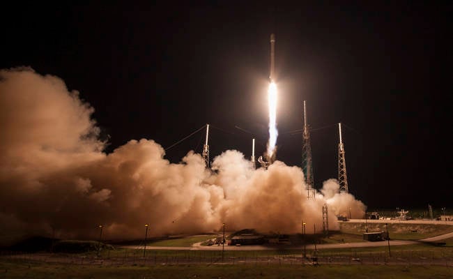 SpaceX threatened with $175,000 fine for Starlink crash risk paperwork blunder