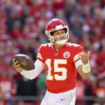 Patrick Mahomes Earned 22 Times More Than Jalen Hurts In 2022