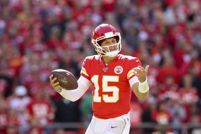 Patrick Mahomes Earned 22 Times More Than Jalen Hurts In 2022