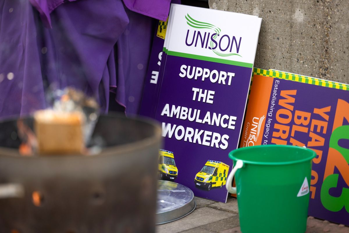 UK Ambulance Workers Walk Out, Doctors Announce First Strike