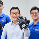 University Of Singapore Invent VR Glove To Let You Feel Inside the Metaverse