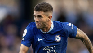 Christian Pulisic returns to Chelsea training