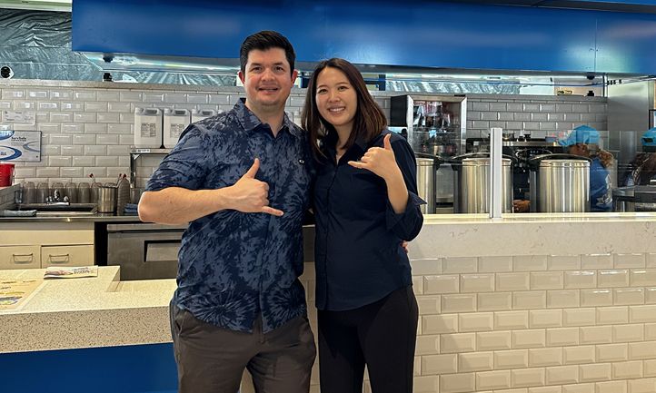 SoCal Uncle Sharkii Poke Bar Celebrates Grand Opening at Del Amo Fashion Center