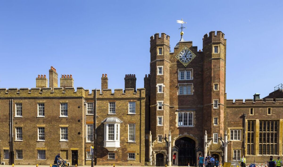 Hollywood royalty reportedly move into new apartment in St James’s Palace