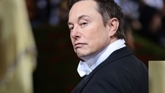 Elon Musk Twitter Odds: 37% Chance That Musk Sells Social Media Platform