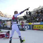 Watch as Riiber claims fourth gold medal in Nordic Combined 10km in Planica