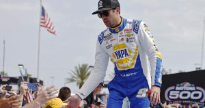 NASCAR star Chase Elliott hurts leg in snowboarding accident