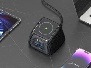 Mobfree SuperDock 9-in-1 gadget with 110 W output is crowdfunding