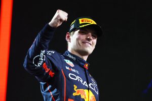 Verstappen wins season-opening Bahrain Grand Prix as Alonso shines