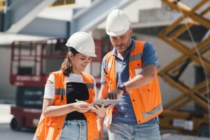 How the Right Technology Supports Specialty Contractors through Labor and Material Shortages