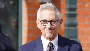Lineker to return as BBC Sport host | Corporation will apologise
