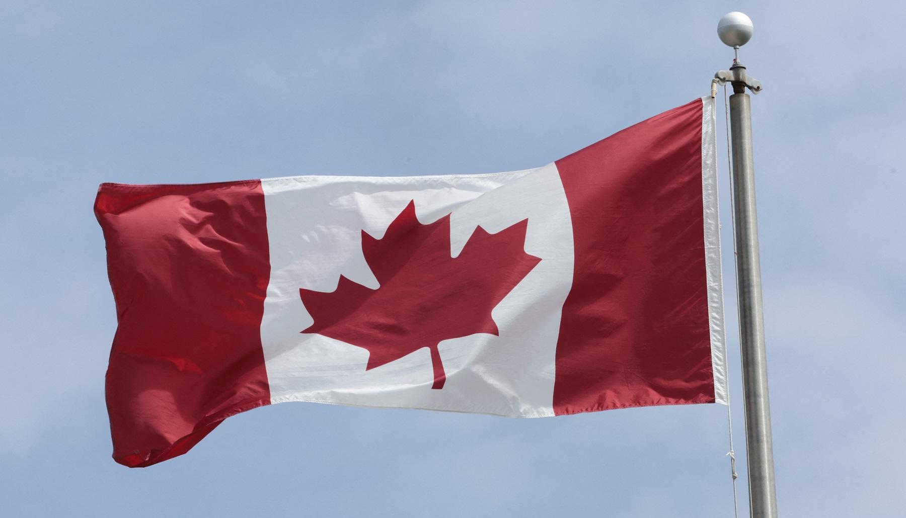 Canada to drop mandatory COVID-19 tests for travelers from China