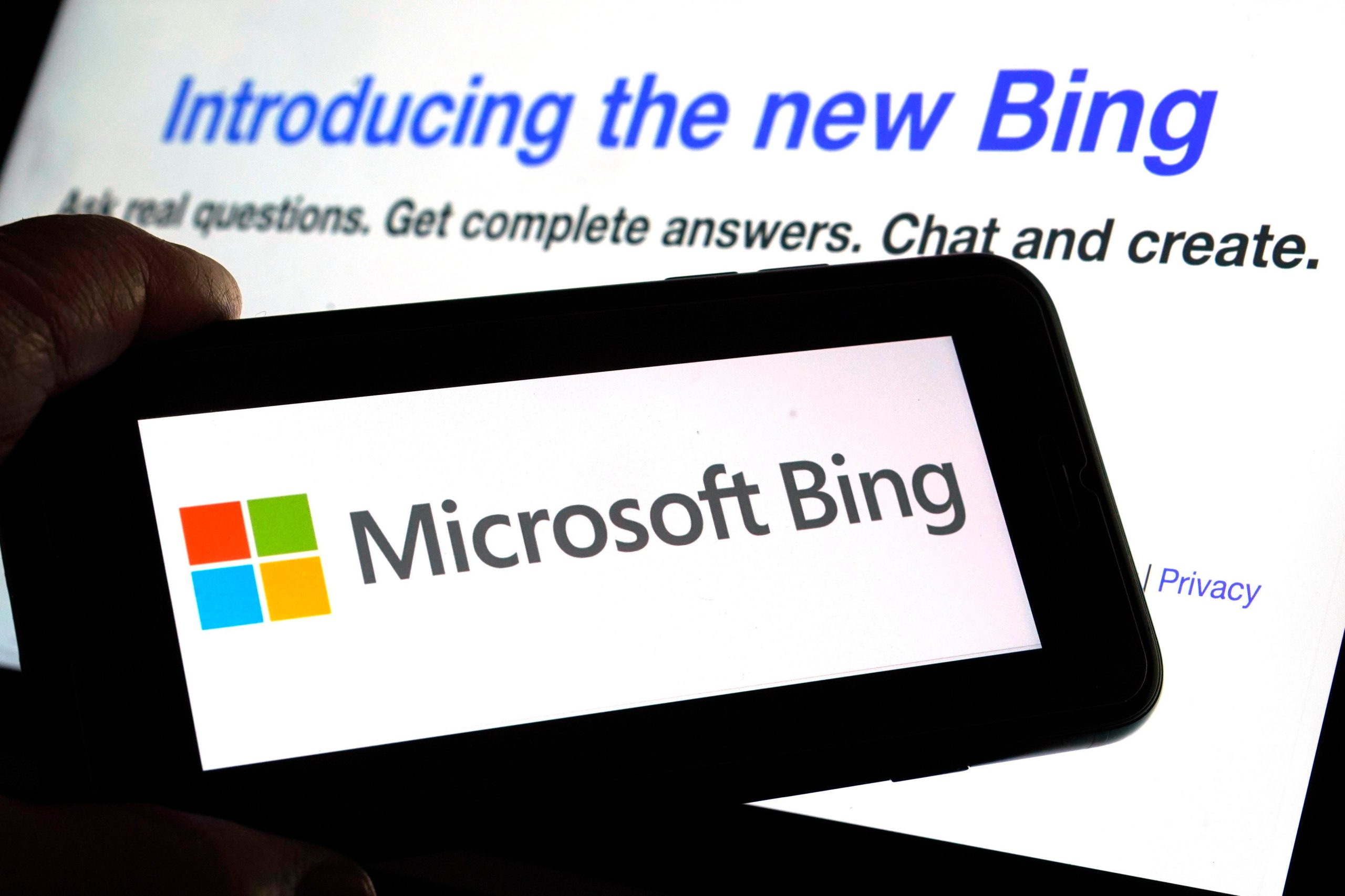 Microsoft’s AI, Bing Chatbot, responds, wants to “be alive” and was named