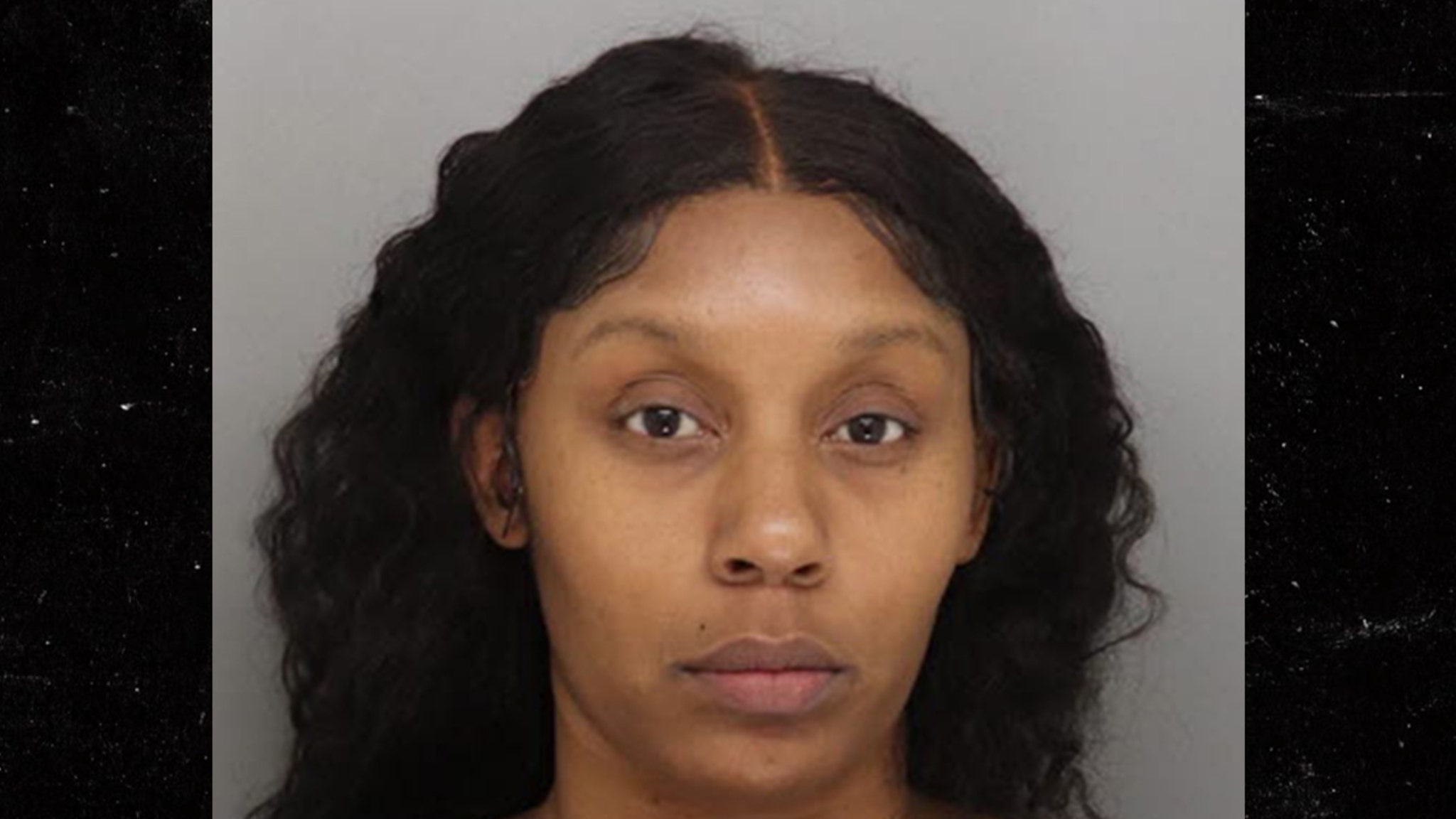 Joe Mixon’s Sister Turns Herself In, Pleads Not Guilty To Charges