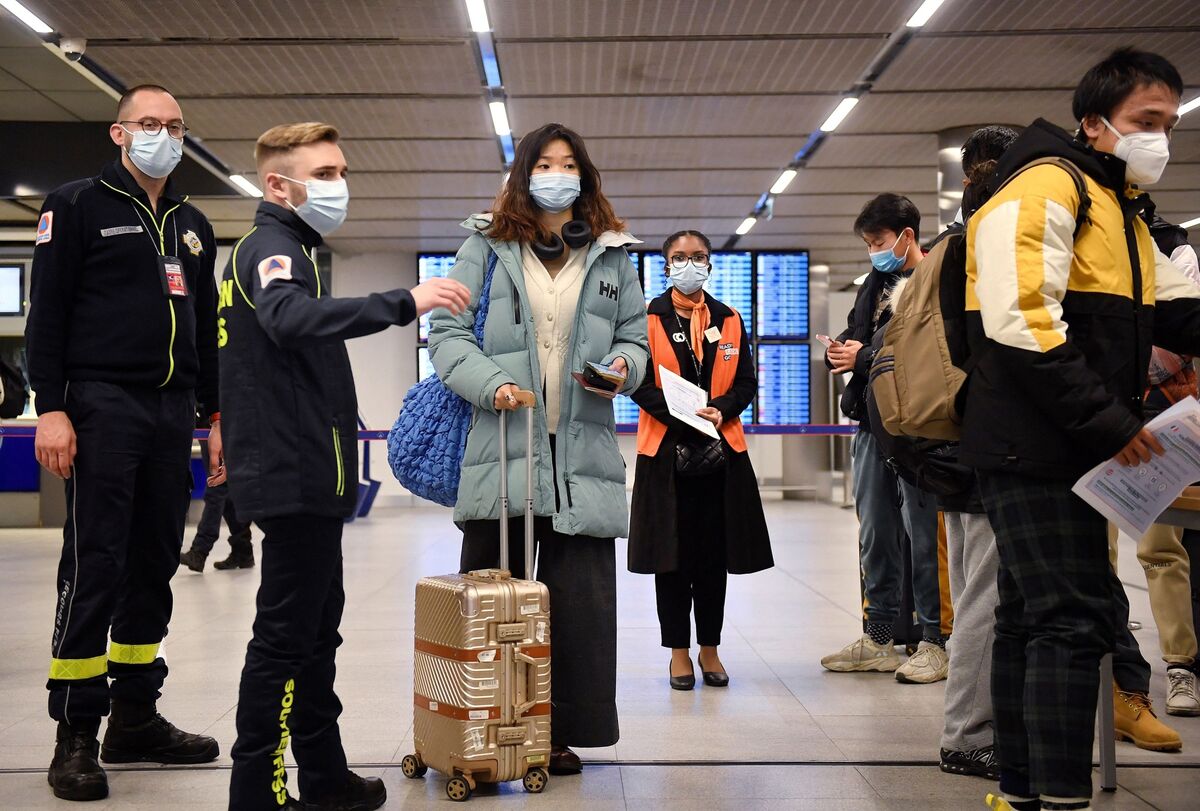 EU to Ease Covid Test Rules for China Travelers as Outbreak Ebbs