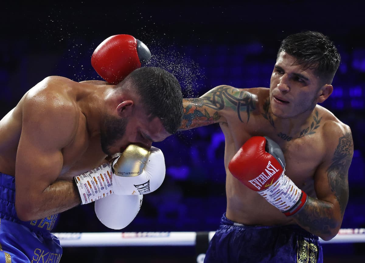 Diego Alberto Ruiz drops Gamal Yafai three times, wins by decision (video)