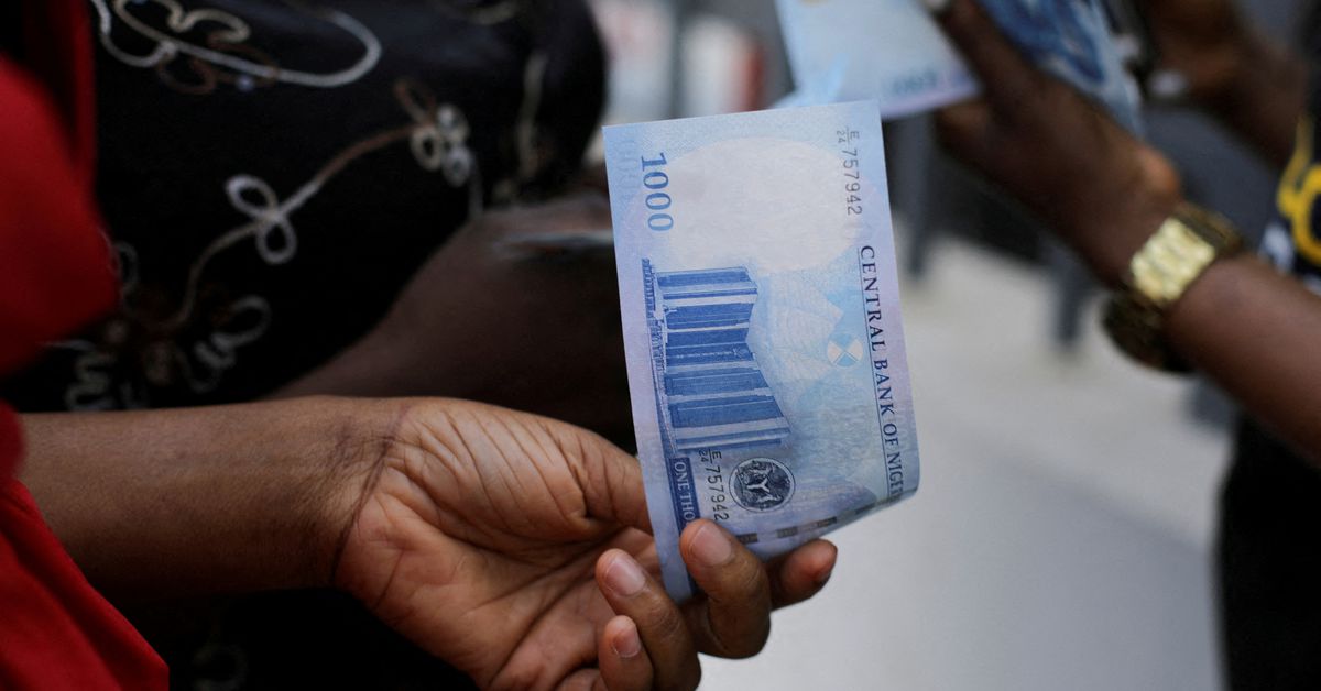 Nigeria’s plan to ditch old banknotes