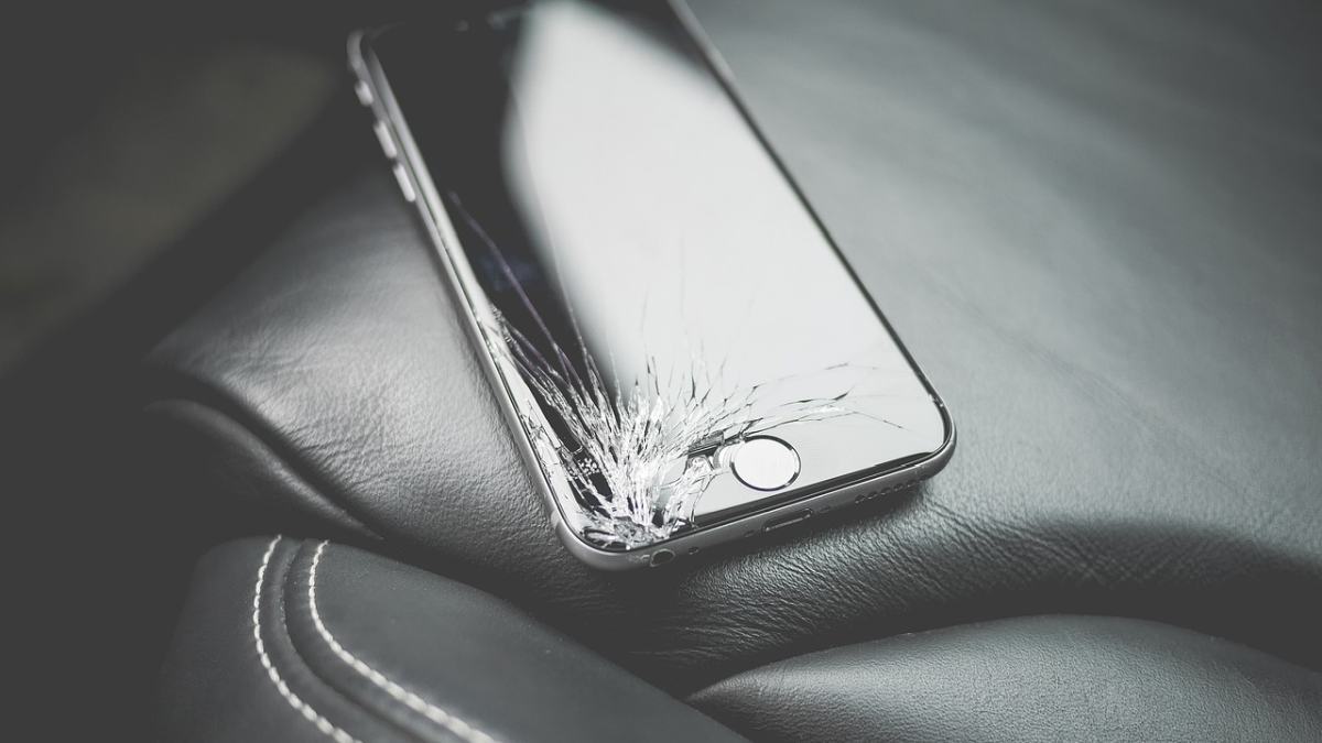 A Comparison And Detailed Guide: Mobile Phone Insurance