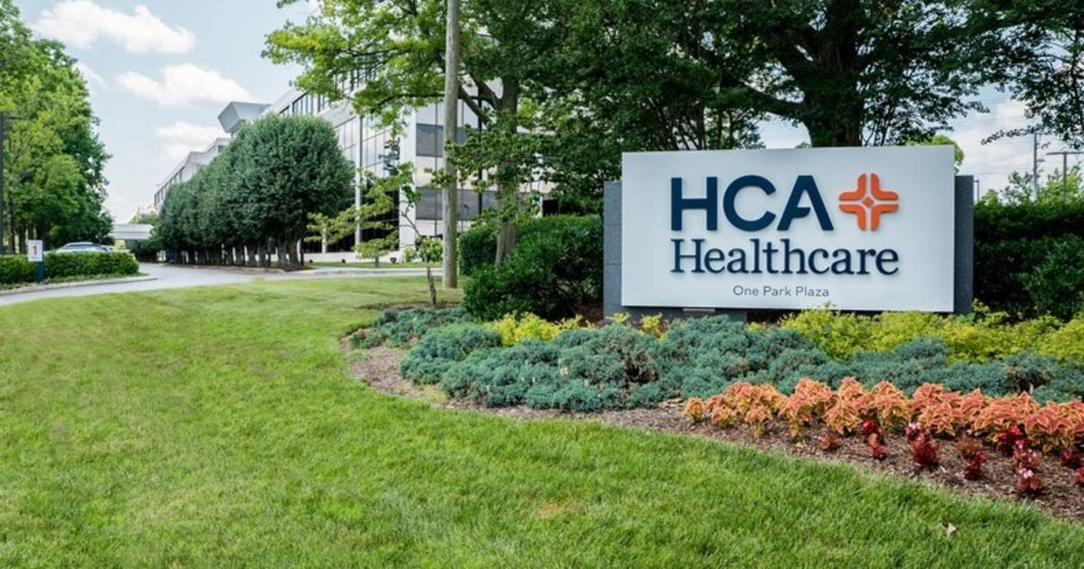 HCA workers picket for safer staffing and care conditions