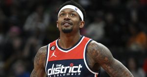 Bradley Beal confronted by fan over gambling losses, and now police are involved