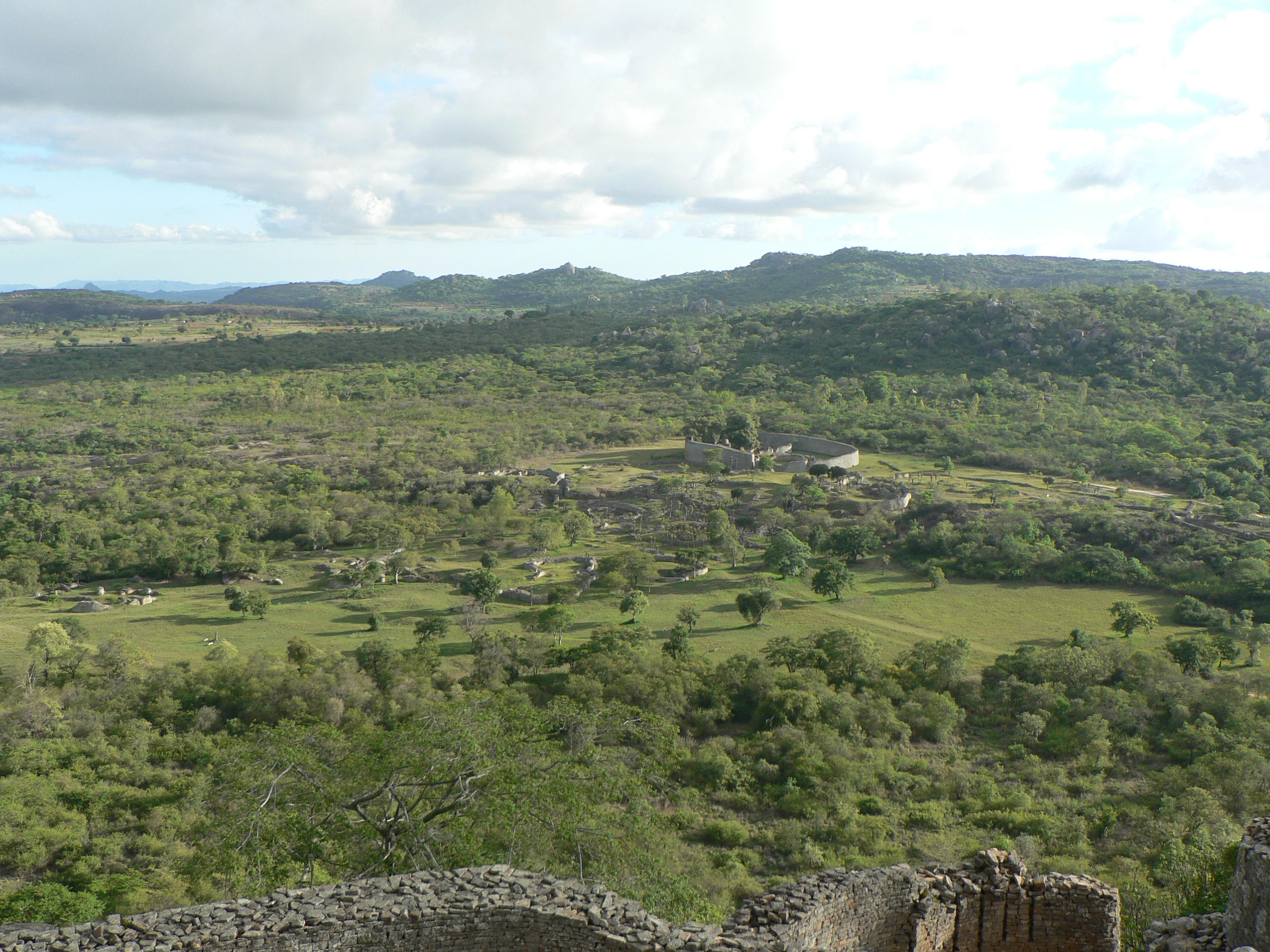 Researchers Solve the Ancient “Water” Mystery of the First Large City in Southern Africa