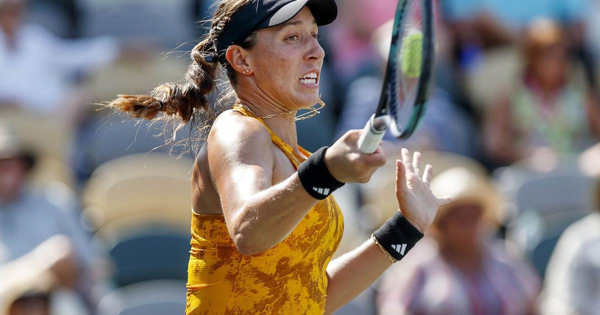 Top-seed Pegula, past champ Keys advance in Charleston Open