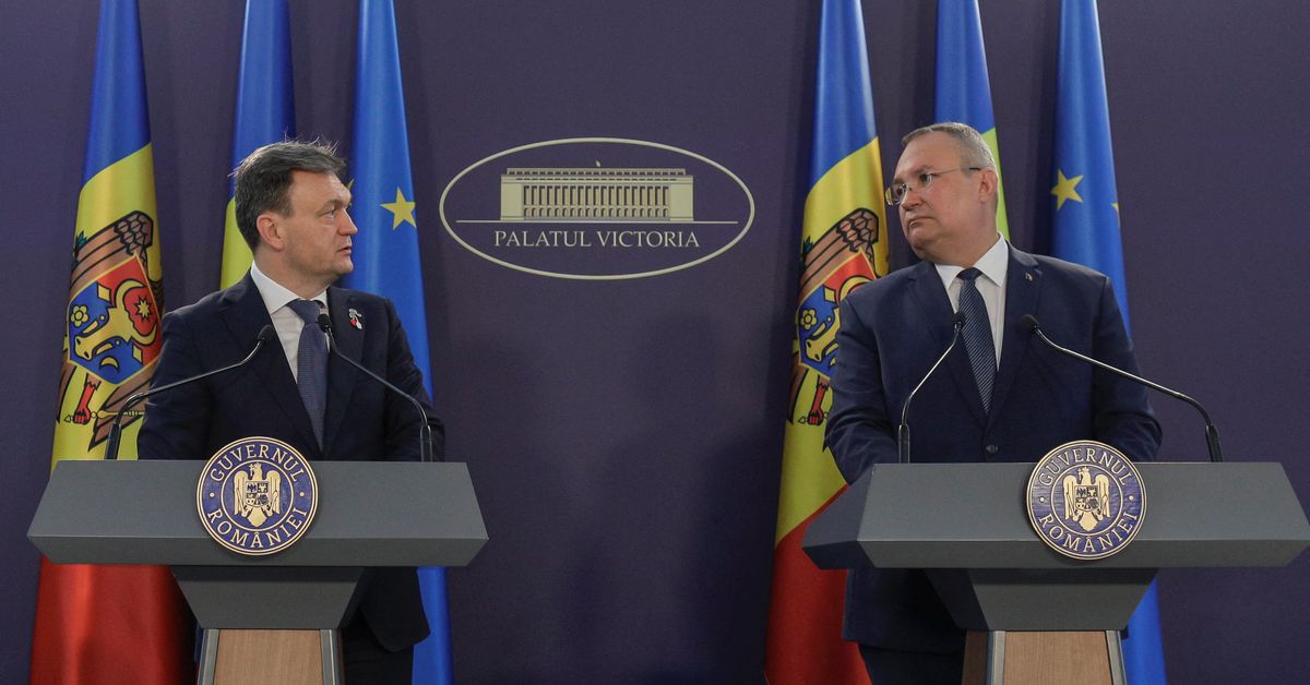 Moldova and Romania vow to boost ties amid war in Ukraine