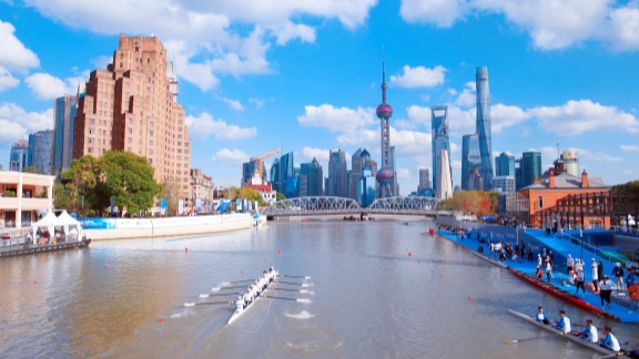 The ‘mother river’ opens her arms to manifest Shanghai’s splendor