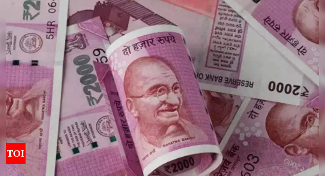 Rupee falls 12 paise to 81.97 against US dollar