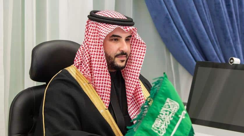 Saudi Defense Minister sponsors the graduation of batch (102) of King Faisal Air College students