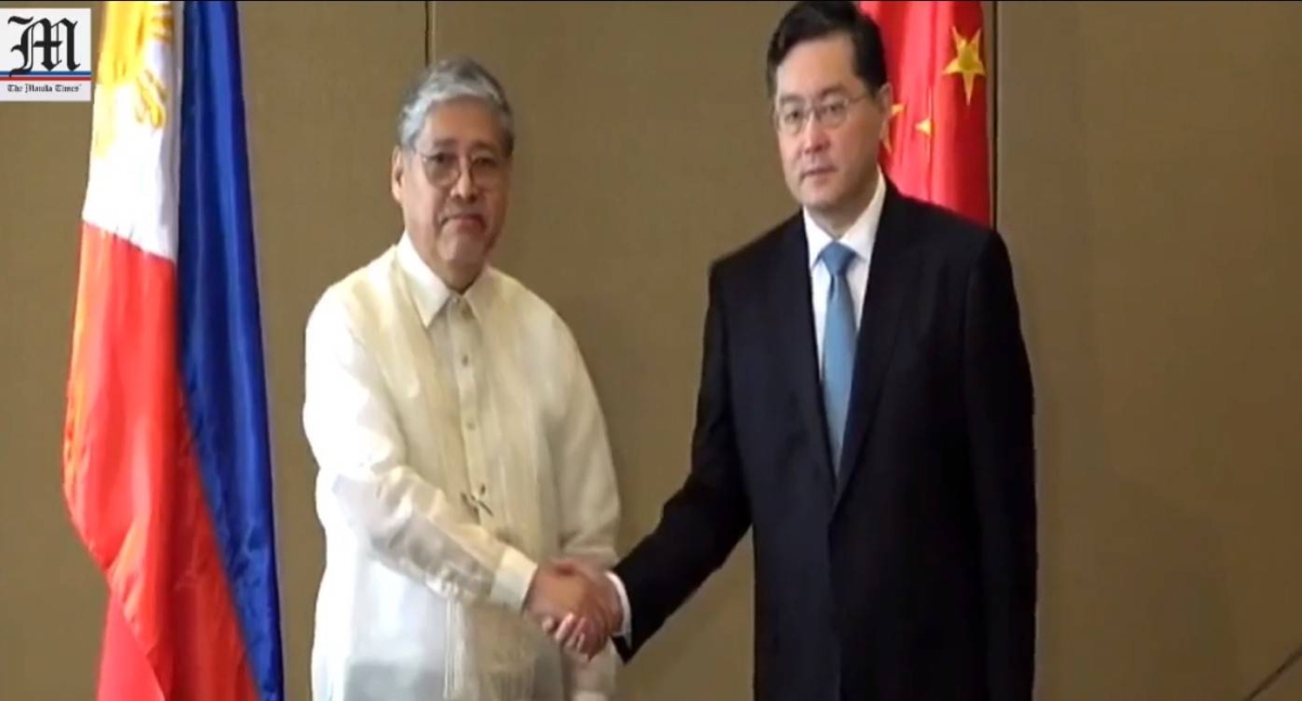 Chinese foreign minister calls for ‘healthy, stable’ ties with PH