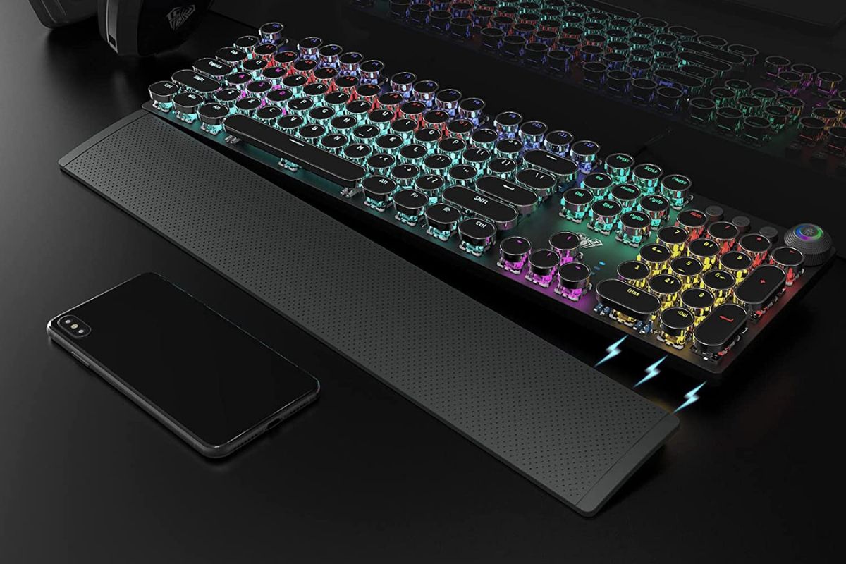 Save 36% on this gorgeous, typewriter-like mechanical gaming keyboard