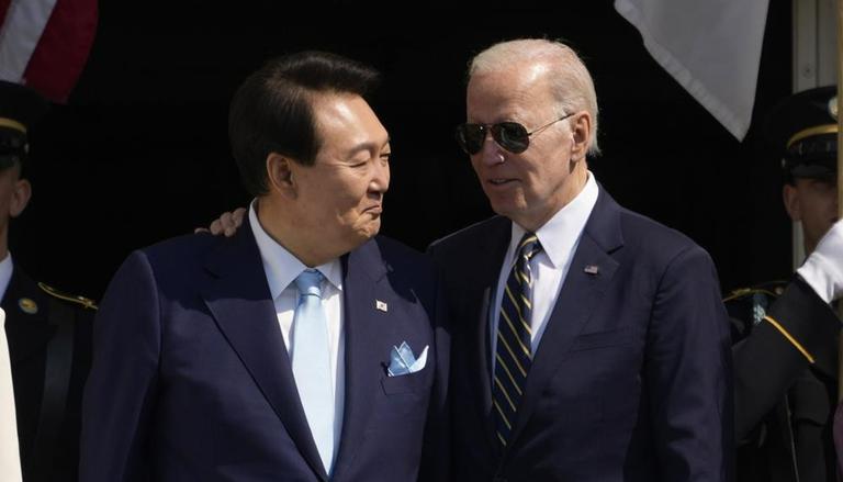 South Korea’s Yoon gets musical gift from Biden for singing ‘American Pie’ at White House | Rest of the World News