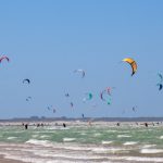 ‘Surf Smart, Trade Smart’: Capital.com Sponsors Top Kiteboarder