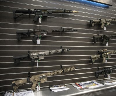 Federal judge temporarily blocks Illinois’ assault weapon ban