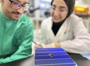 KAUST claims 33.2% efficiency for perovskite/silicon tandem solar cell