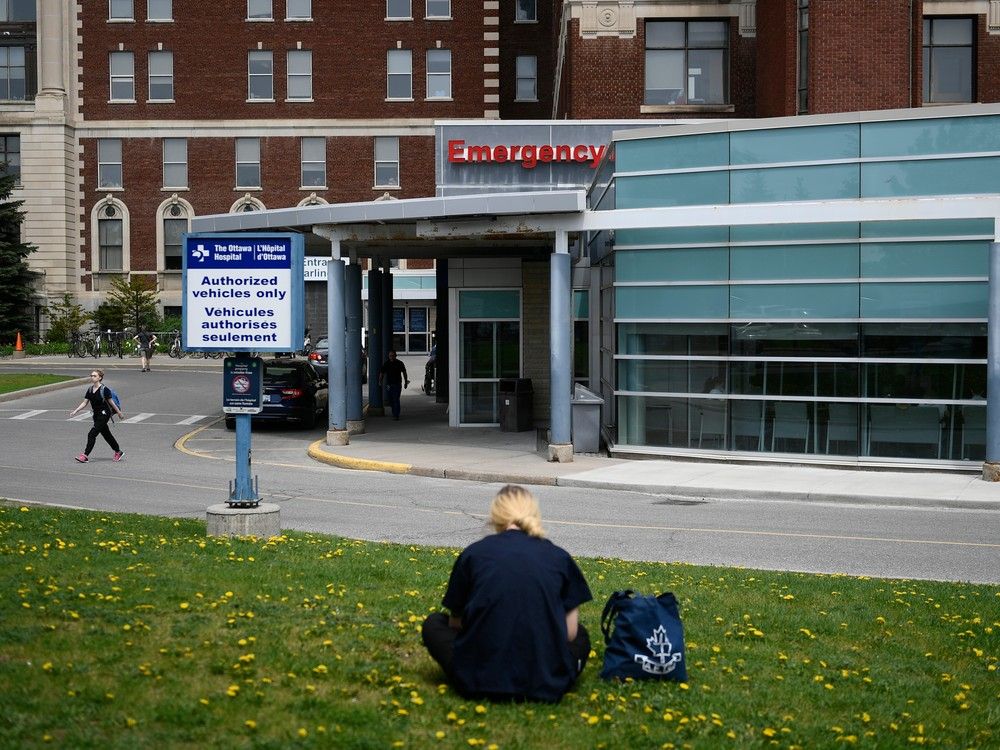 Wiggin: A big thumbs-up to Ottawa’s hospital and health-system workers