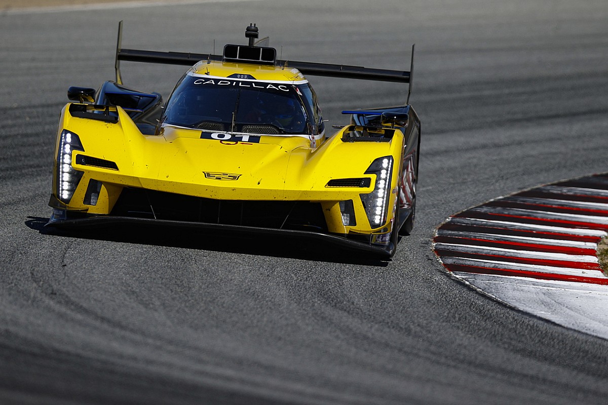 IMSA Laguna Seca: Ganassi Cadillac holds off Porsche for victory