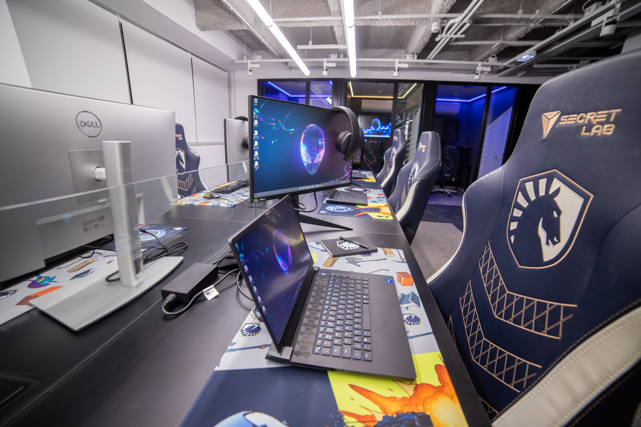 Take a look behind the Scenes look at the Alienware eSports Training Facility