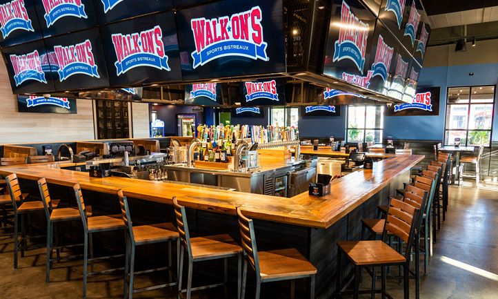 Walk-On’s Celebrates Grand Opening of New Columbia Restaurant