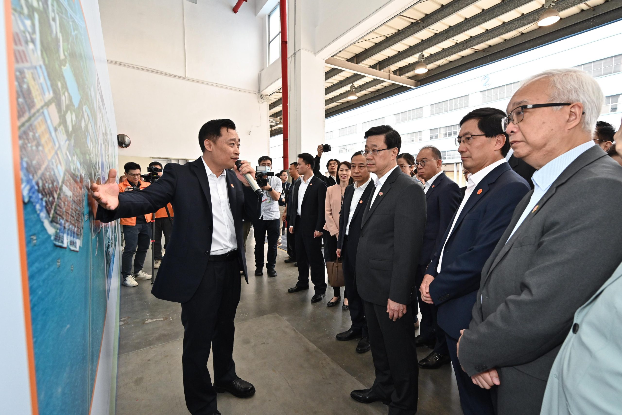 CE leads HKSAR Government and LegCo delegation in Dongguan and Foshan visit (with photos/videos)